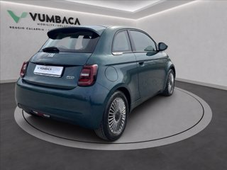 FIAT 500e 42 kWh Icon +
