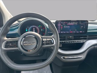 FIAT 500e 42 kWh Icon +